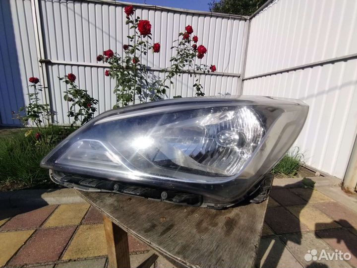 Фара левая hyundai solaris 1 рест