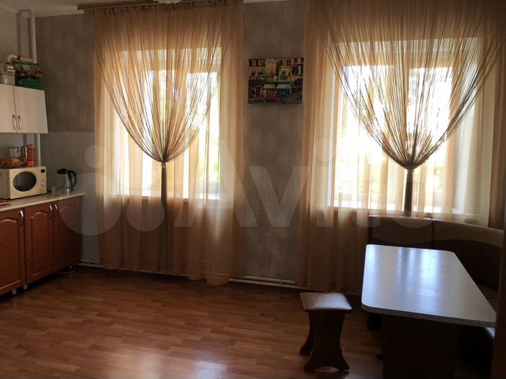2-к. квартира, 71 м², 3/5 эт.