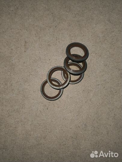 Шайб металл с резиновым кольцом 12мм