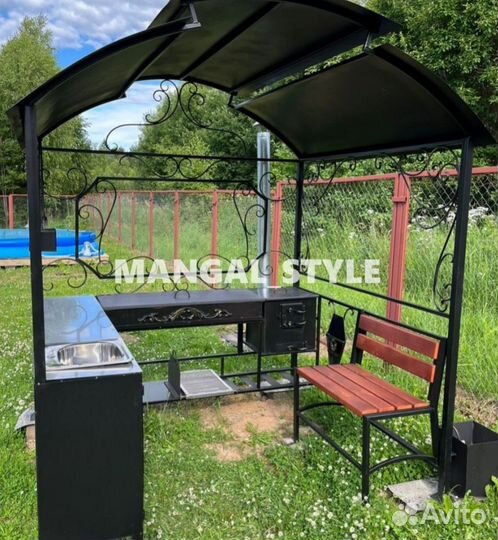 Беседка с мангалом