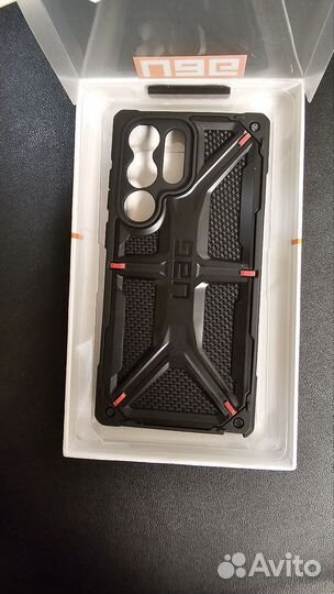 Несколько реплик чехлов UAG Samsung S23 Ultra