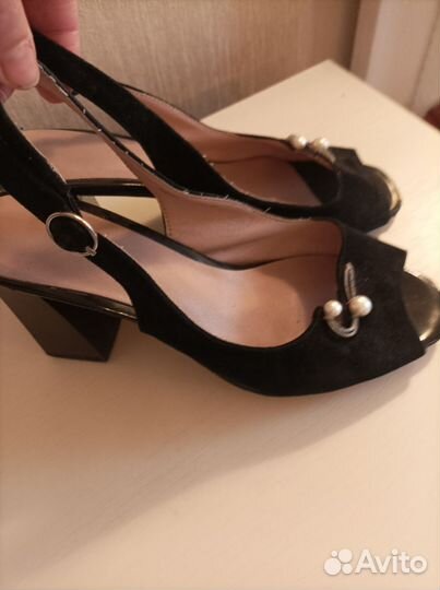 Босоножки женские 36 размер