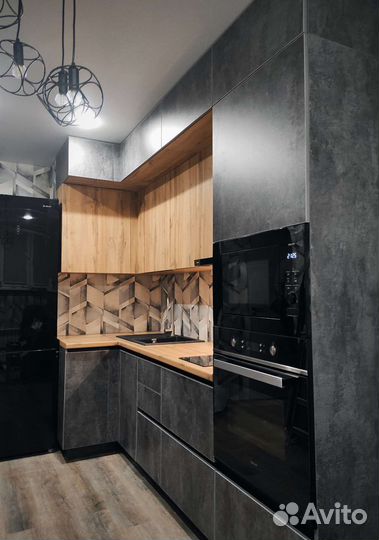 Кухня до потолка