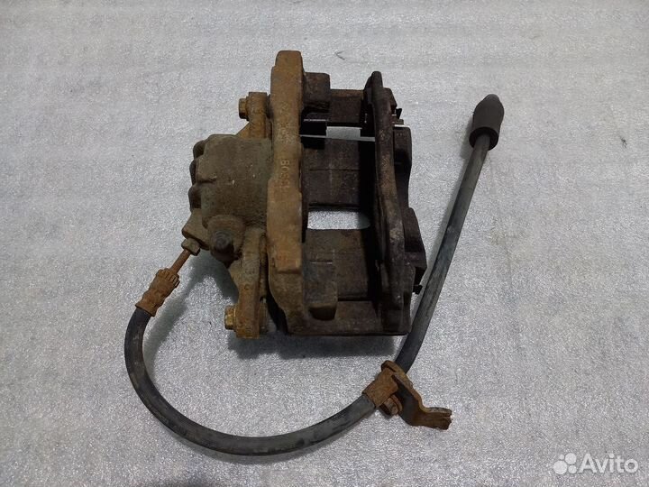 Суппорт передний левый Citroen C3 Picasso 1