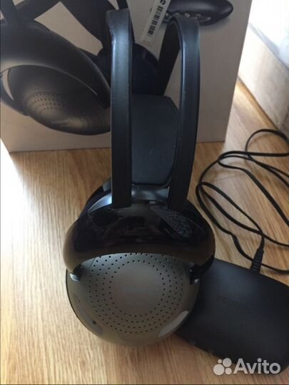 Беспроводные наушники Philips SHC2000