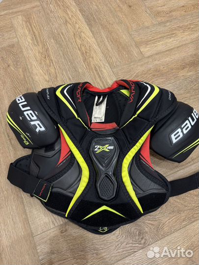 Нагрудник хоккейный