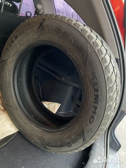 Kumho I'Zen RV Stud KC16 225/65 R17