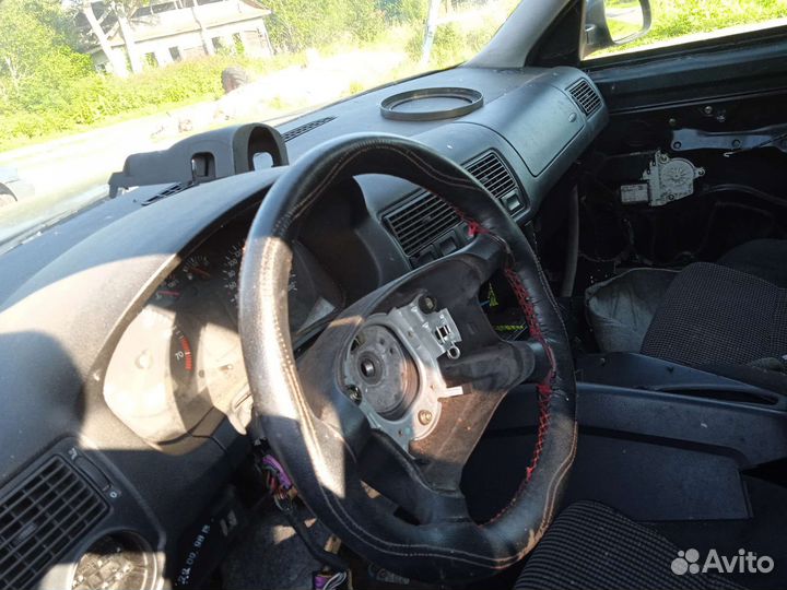 Запчасти Гольф4