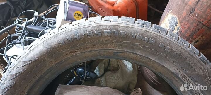 Nokian Tyres Hakka Black 235/55 R18 104