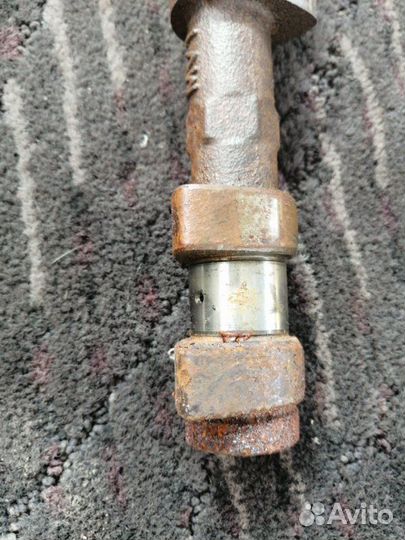 Распредвал левый Lexus Rx 2 MCU 30 1MZ