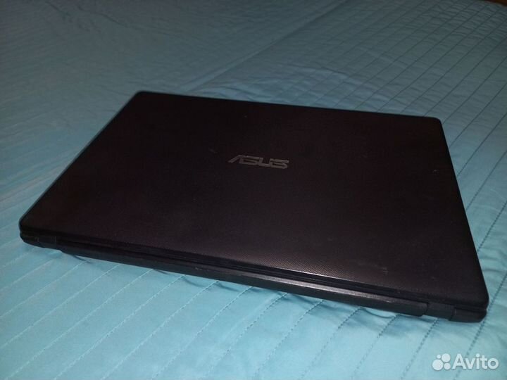 Ноутбук asus x551m