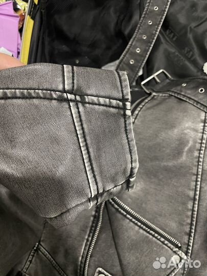 Кожаная куртка косуха оверсайз