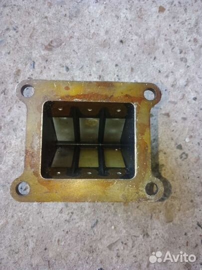 Лепестковый клапан Дерби GPR 125