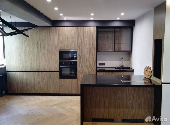 Кухня до потолка на заказ