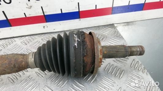 Привод передний правый toyota auris E150 (PUK09N10