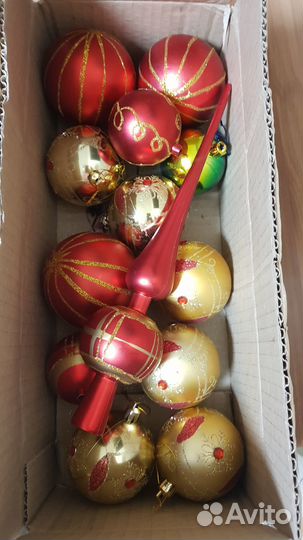 Елка искусственная 180 см и игрушки