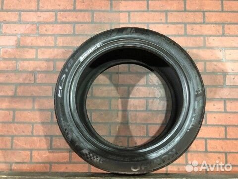 Kumho Ecsta HS51 235/45 R17 97W