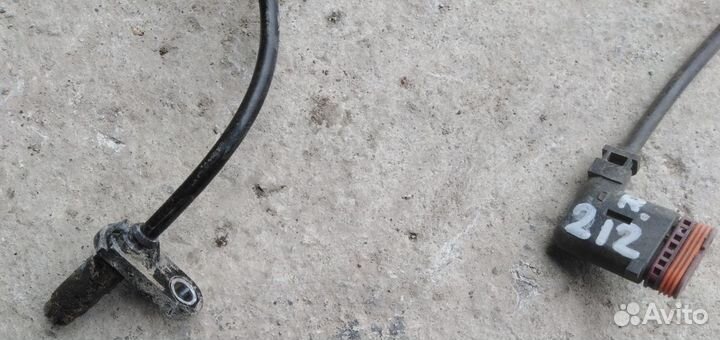 Мерседес Е200 W212 Датчик Абс Задний ABS 212 Е 200