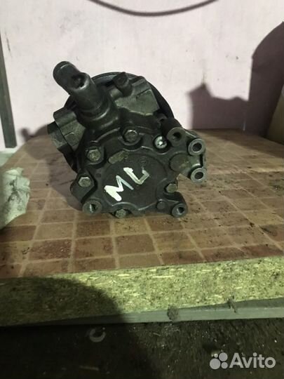 Насос гидроусилителя на мерседес ML 164