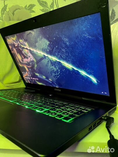 Игровой, большой 17дюйм, мощный ноутбук i7