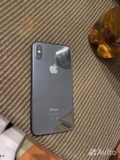 iPhone X, 64 ГБ