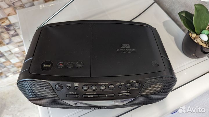 Магнитола Sony