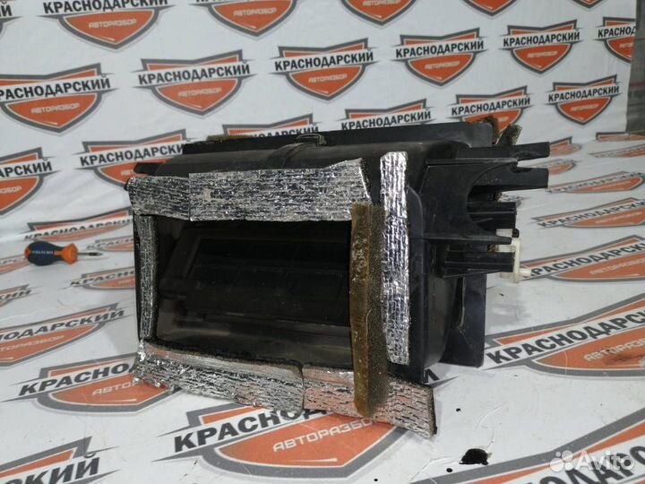 Воздухозаборник hyundai Sonata