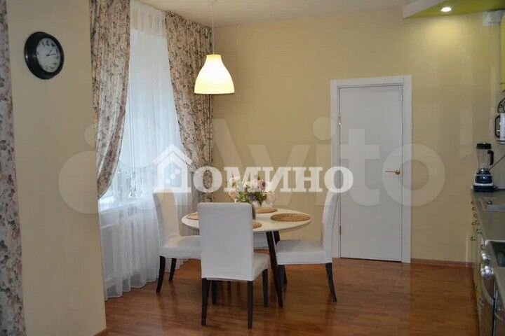 4-к. квартира, 152 м², 2/9 эт.