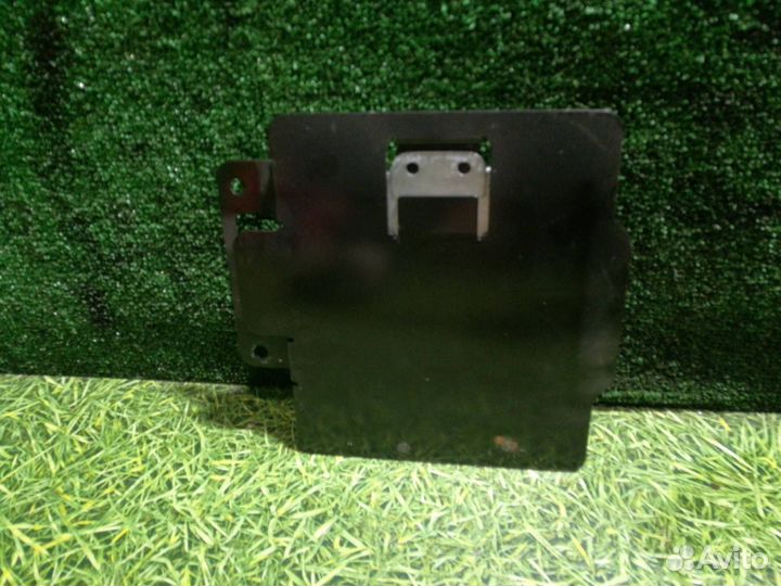 Блок навигации Renault T-Series 2014 7422105183