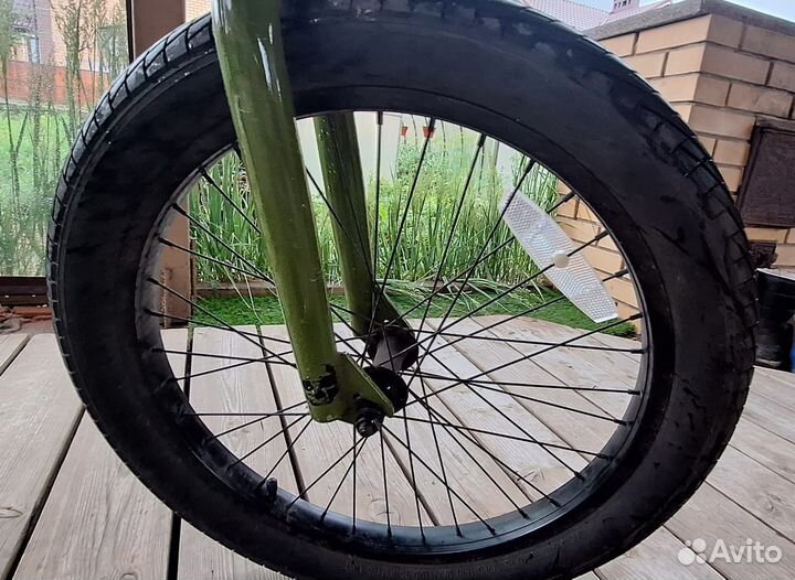 Трюковой велосипед BMX