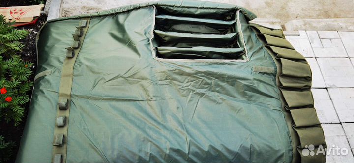 Карповый чехол на 4 удилища с катушками