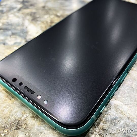 Броня на дисплей телефона