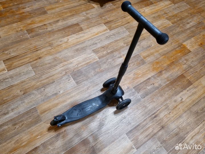 Самокат детский трехколесный