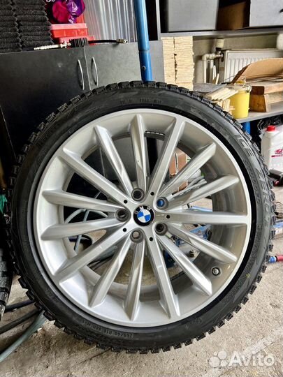 Комплект колес BMW G30 Multi Spoke 633