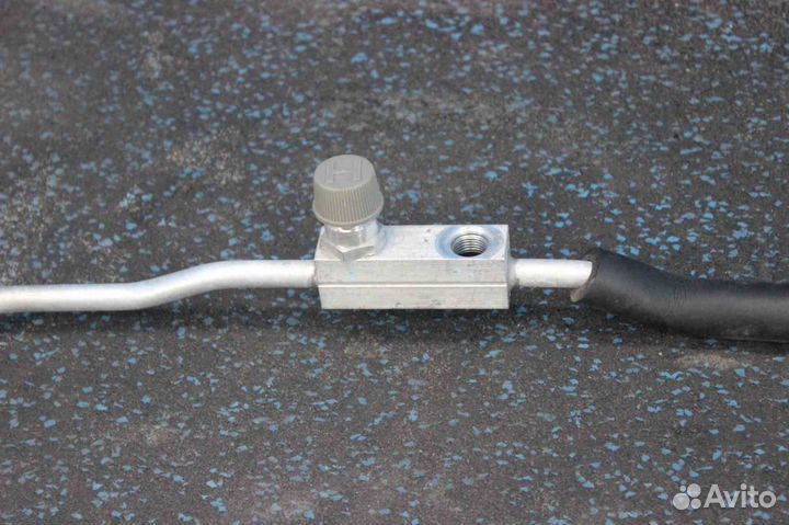 Трубка кондиционера Land Rover Discovery 3 (Ленд Р