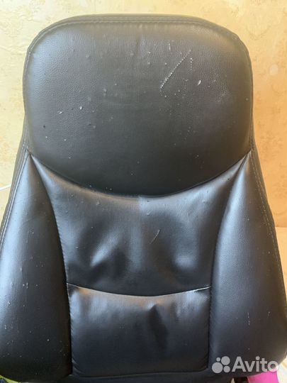 Компьютерное кресло