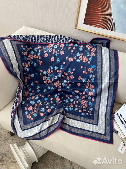 Платок Christian Dior