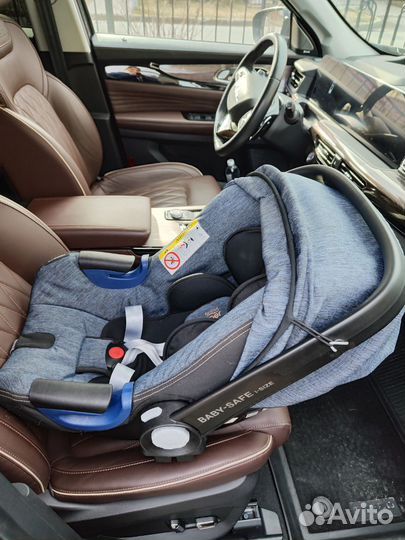Автолюлька Britax Roemer Baby-Safe2 i-Size