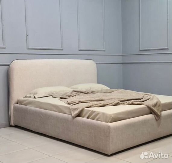 Кровать двухспальная в наличии и на заказ. Доставка