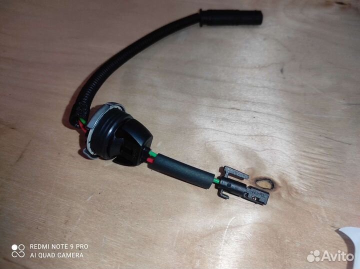 Разъём эм.магнитного клапана BMW,mini N18 с 12-16г