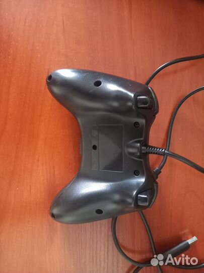 Продам геймпад, джойстик xbox 360 проводной