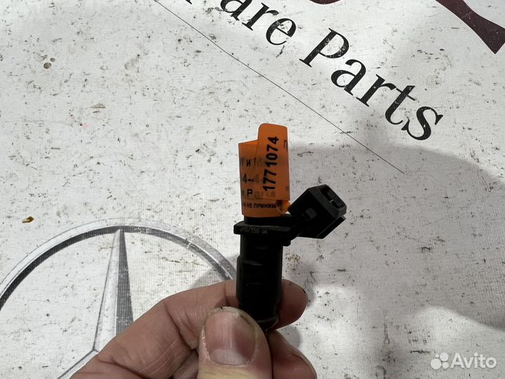 Форсунка топливная BMW