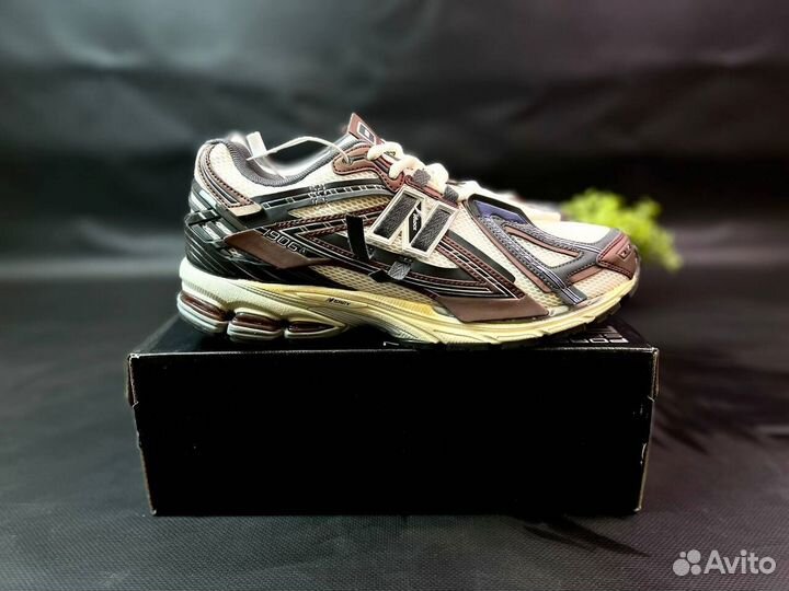 Кроссовки New Balance 1906