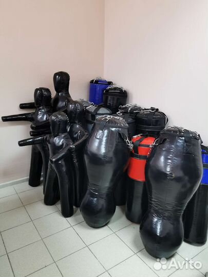 Боксерские мешки (груши)