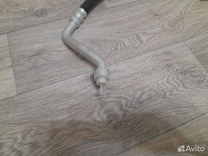 Трубка кондиционера новая 95994754. Chevrolet Aveo