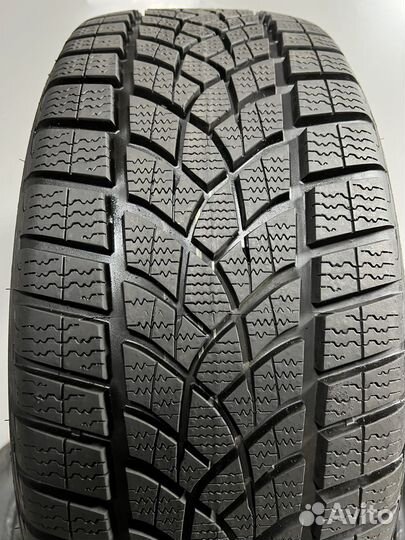 Goodyear UltraGrip Performance 205/45 R18