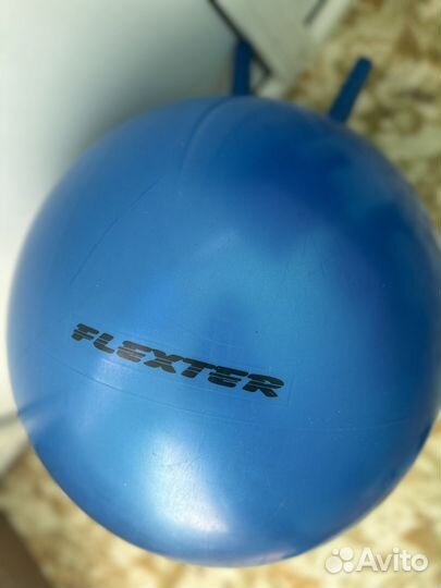 Мяч фитбол с ручками