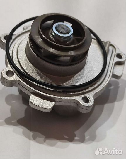 Автомобильный насос (помпа) новый на Шевроле Авео