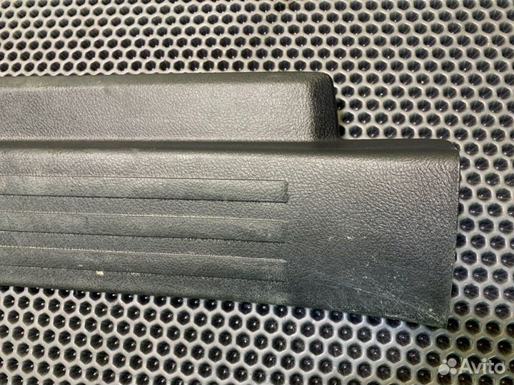 Накладка на порог лев. перед. Toyota Land Cruiser