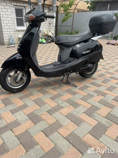 Honda lead
